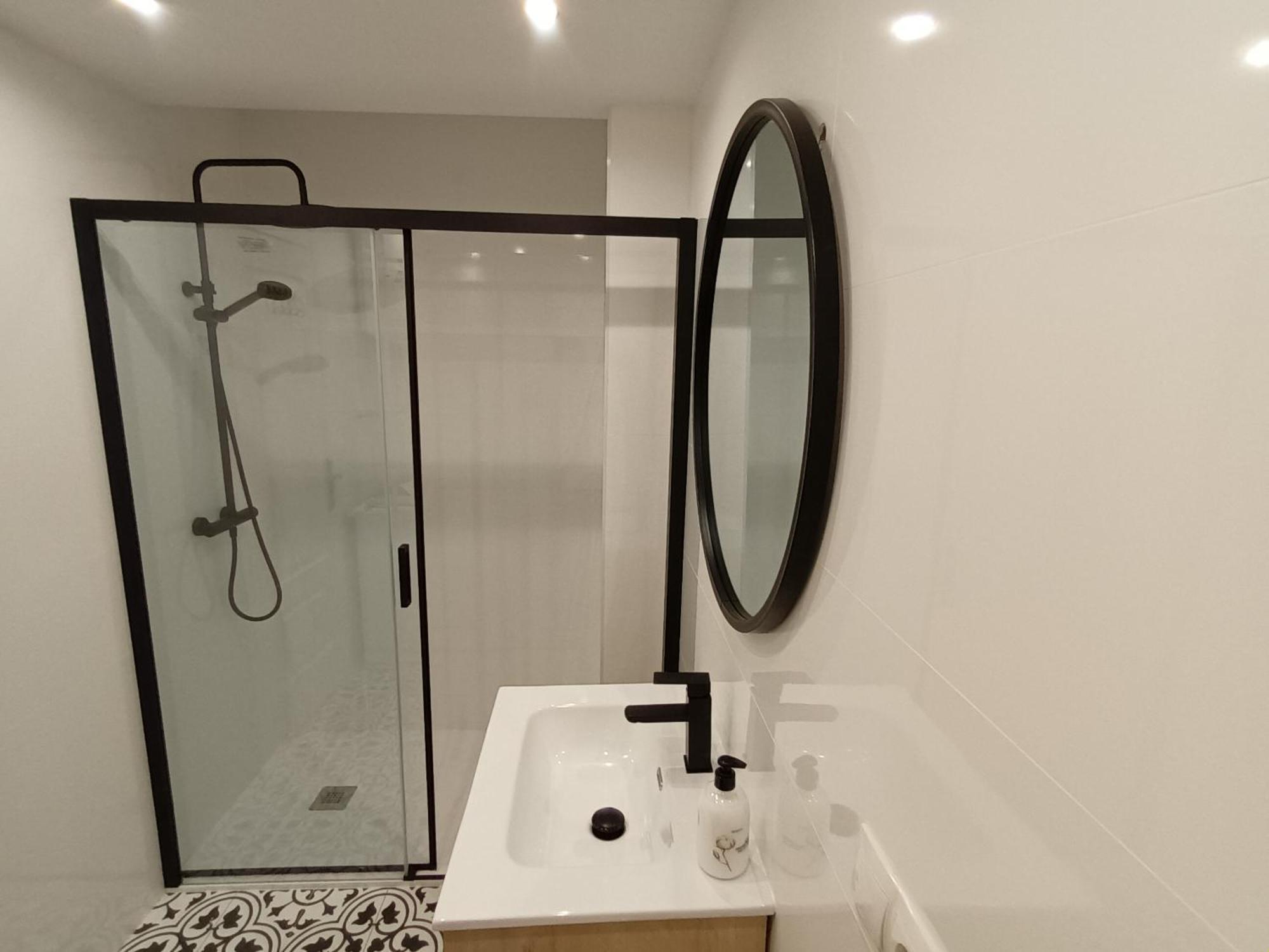 Apartamento Vacacional Cuarteles Málaga Exterior foto