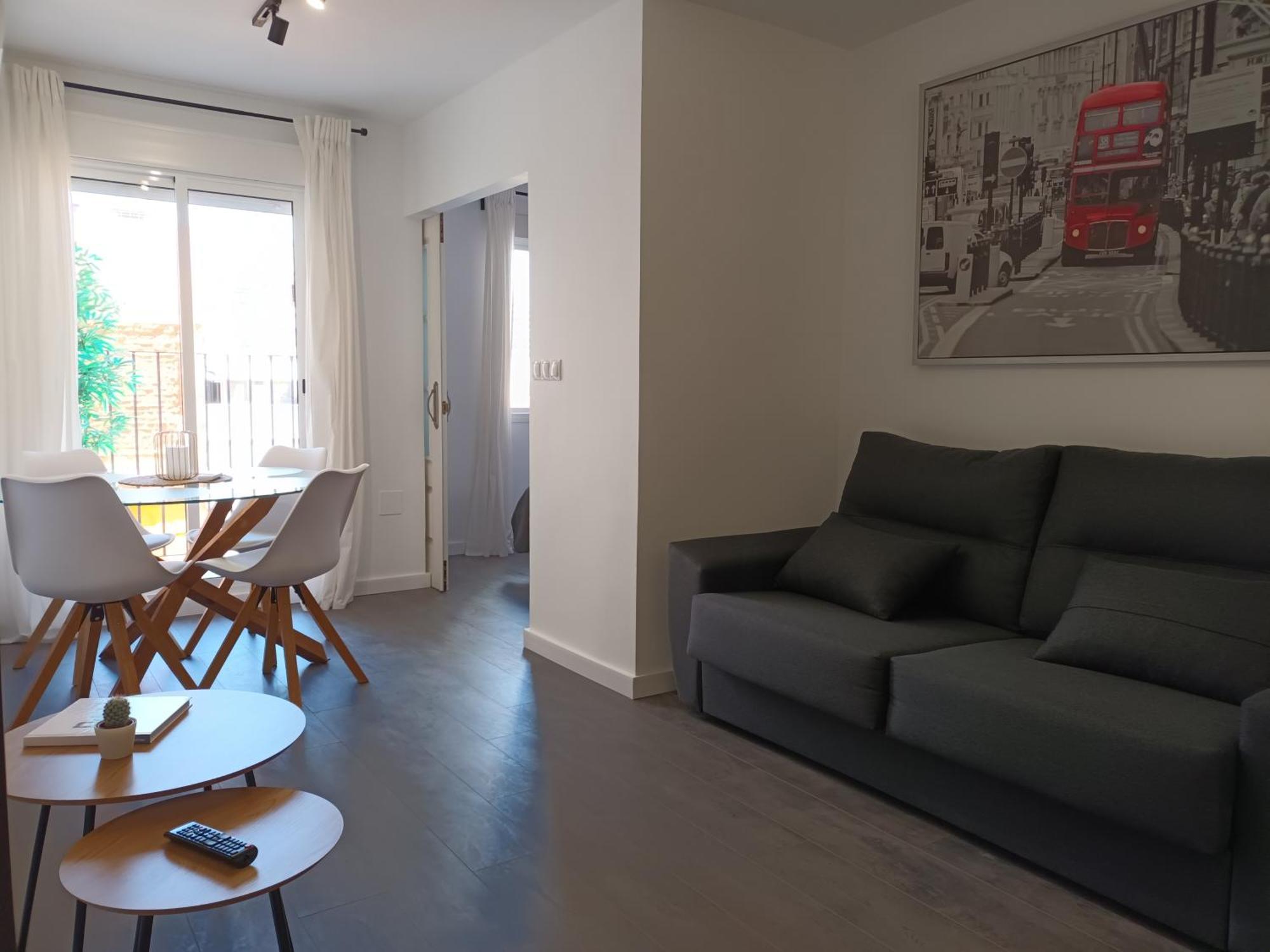 Apartamento Vacacional Cuarteles Málaga Exterior foto